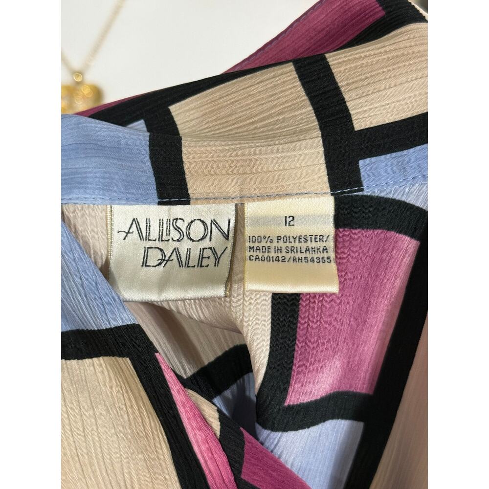 Multicolor Geometric Button Up - image 4